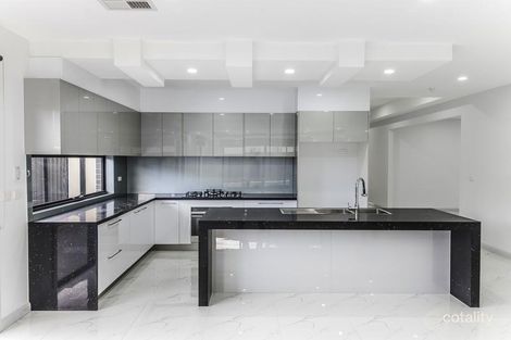 Property photo of 56 Biltmore Crescent Roxburgh Park VIC 3064