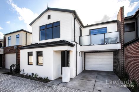Property photo of 30/17 Golden Elm Way Lyndhurst VIC 3975