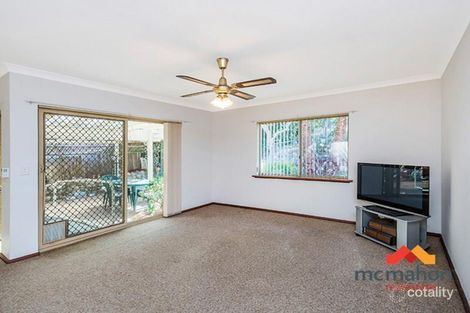 Property photo of 29 Portmarnock Circle Halls Head WA 6210