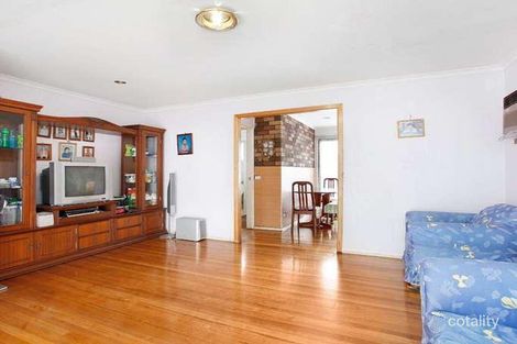 Property photo of 8 Cotham Square Hampton Park VIC 3976