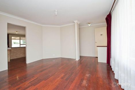 Property photo of 19 Bridgedale Close Beldon WA 6027