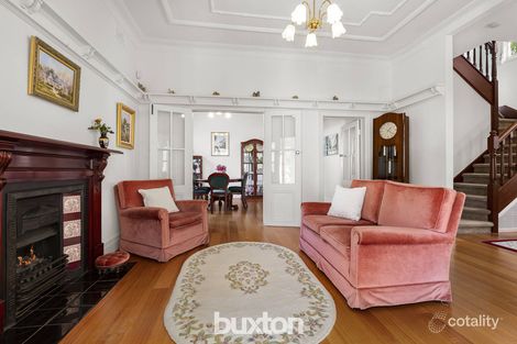 Property photo of 2 Wallace Grove Brighton VIC 3186