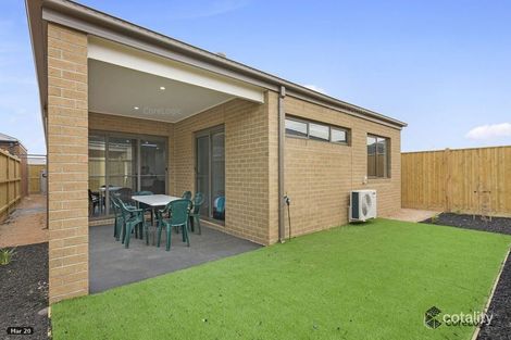Property photo of 118 Grassbird Drive Point Cook VIC 3030