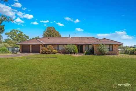 81 Karen Rd, Rossmore, NSW 2557