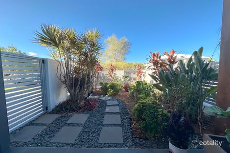 Property photo of 16 Osprey Drive Birtinya QLD 4575