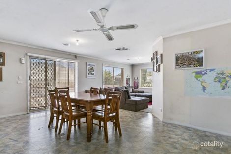 Property photo of 23 Howqua Place Cranbourne VIC 3977