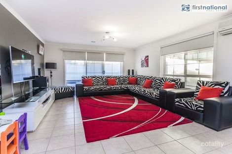 Property photo of 3 Neman Court Roxburgh Park VIC 3064