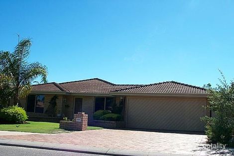 2 Hickory Dr, Thornlie, WA 6108