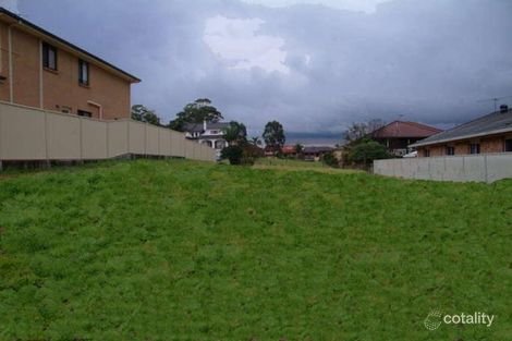Property photo of 32 Treloar Place Edensor Park NSW 2176