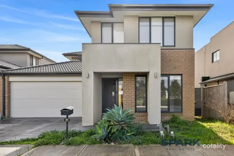 44 Canning Dr, Mickleham, VIC 3064