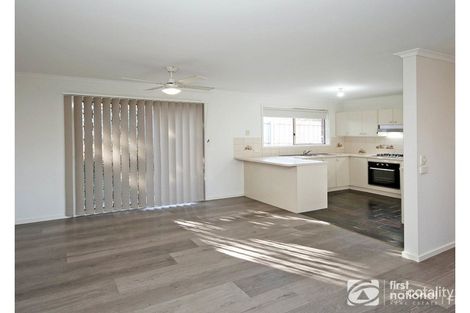 Property photo of 2/14 Phelan Drive Cranbourne North VIC 3977