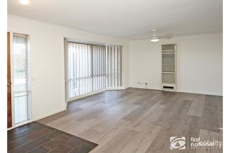 Property photo of 2/14 Phelan Drive Cranbourne North VIC 3977