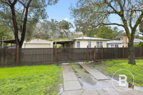 4 Jackson St, Beaufort, VIC 3373