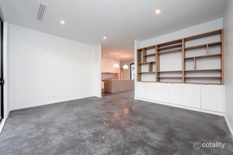 Property photo of 3 Mahon Place Hughes ACT 2605