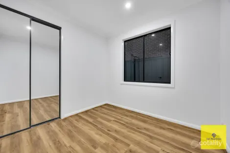 Property photo of 53 Rivella Circuit Tarneit VIC 3029