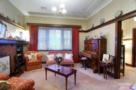 Property photo of 19 Smith Road Camberwell VIC 3124