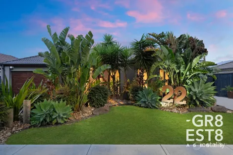 22 Beauford Ave, Narre Warren South, VIC 3805