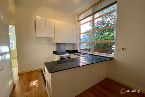 Property photo of 2/885 Drummond Street Carlton North VIC 3054