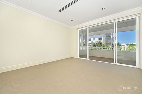 Property photo of 35 Vineyard Way Breakfast Point NSW 2137