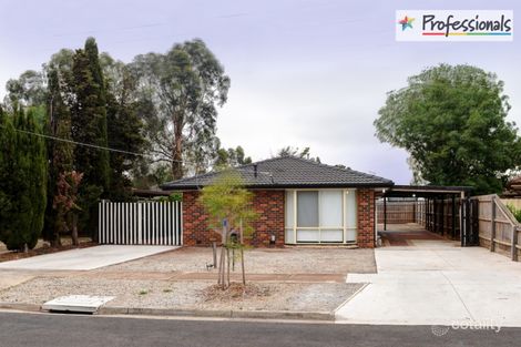23 Moss St, Melton South, VIC 3338