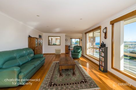 Property photo of 1 Nirranda Court Oakdowns TAS 7019