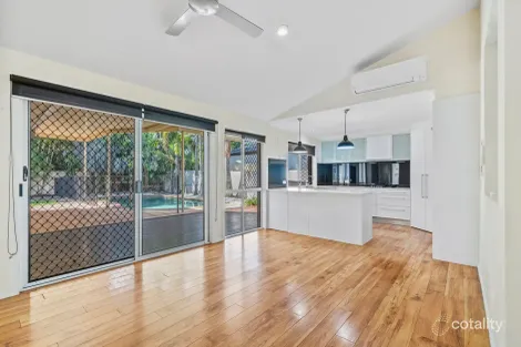 Property photo of 43 Tranquility Circuit Helensvale QLD 4212