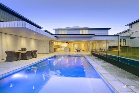 10 City View Rd, Camp Hill, QLD 4152