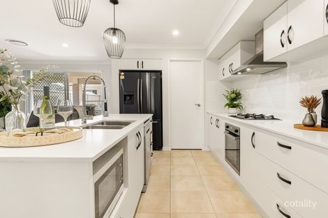 Property photo of 18 Sunset Lane Loganholme QLD 4129