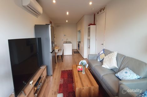 Property photo of 101/270B McKinnon Road McKinnon VIC 3204