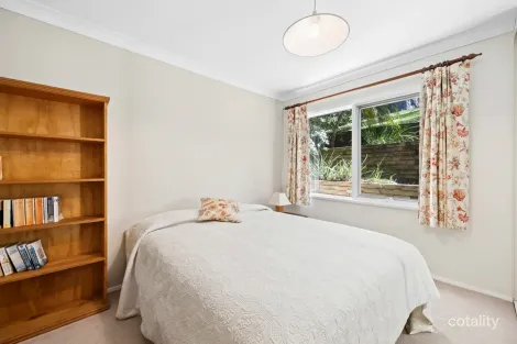 Property photo of 26 Bayview Place Bayview NSW 2104