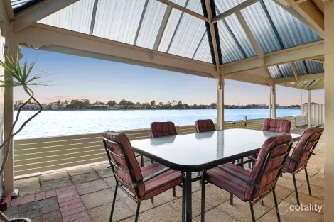 Property photo of 33 Lord Hobart Way West Lakes SA 5021