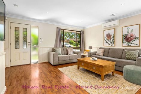 Property photo of 10 Wanata Street Sinnamon Park QLD 4073