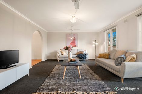 Property photo of 14 Cherrington Square Wantirna VIC 3152