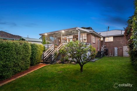 Property photo of 37 Linda Crescent Ferntree Gully VIC 3156