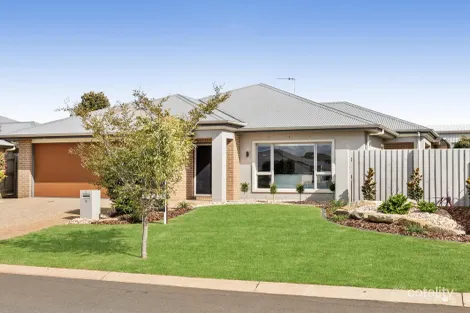 1/15 Graves Dr, Kearneys Spring, QLD 4350