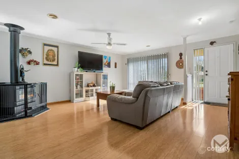 Property photo of 10 Rye Court Romsey VIC 3434