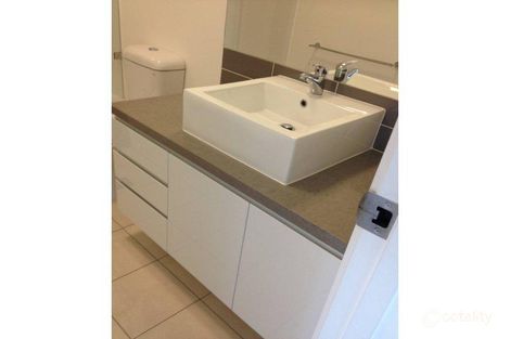 Property photo of 33 The Gardenway Robina QLD 4226