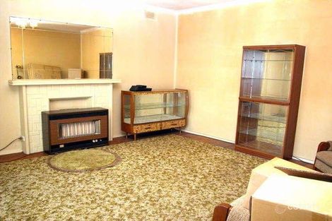 Property photo of 21 Fourth Avenue Chelsea Heights VIC 3196