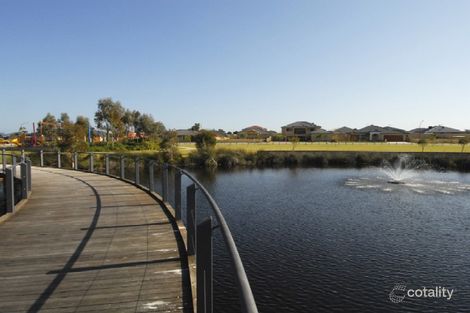 Property photo of 5 Janz Pass Canning Vale WA 6155