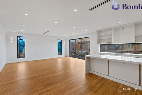 Property photo of 5 Acorn Close Mickleham VIC 3064