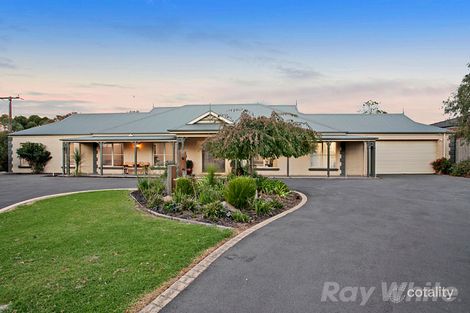 322 Hallam North Rd, Lysterfield South, VIC 3156