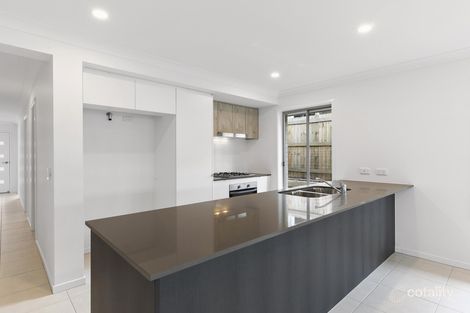Property photo of 26 Chambers Ridge Boulevard Park Ridge QLD 4125