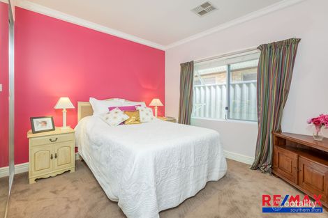 Property photo of 4 Nenagh Grove Waterford WA 6152