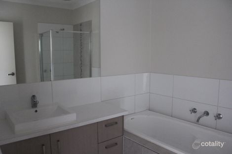 Property photo of 16/4 Delany Lane Craigieburn VIC 3064