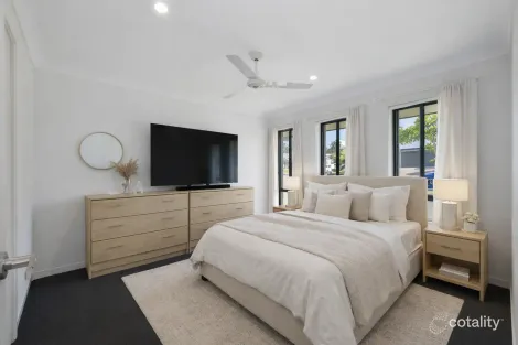 Property photo of 4 Mieka Crescent Pimpama QLD 4209