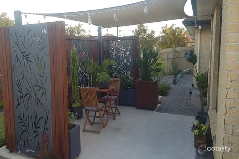 Property photo of 10 Tallow Court Sandstone Point QLD 4511