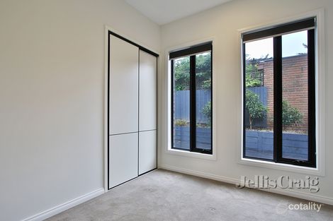 Property photo of 2/843 High Street Road Glen Waverley VIC 3150
