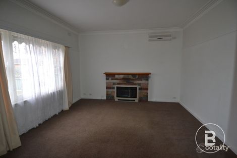 Property photo of 31 Hastings Street Wendouree VIC 3355