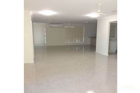 Property photo of 1/2 Wentworth Place Glen Eden QLD 4680