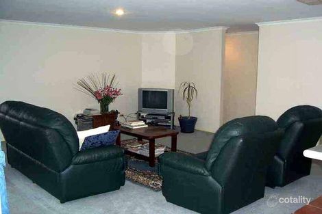 Property photo of 8 Grace Court Narre Warren North VIC 3804